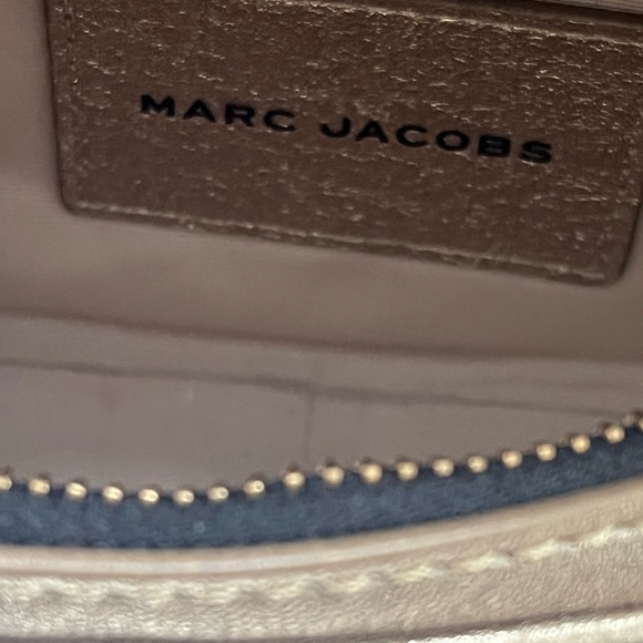 Marc Jacob’s Glam shot Metallic Crossbody soft gold leather bag - Picture 10 of 14